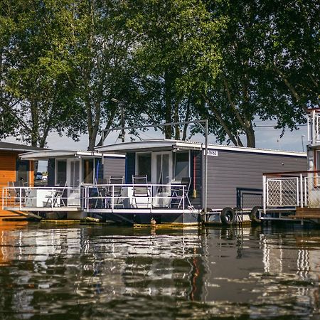 Lakohajo, Uszohaz - Tisza-To Hotell Tiszafüred Eksteriør bilde