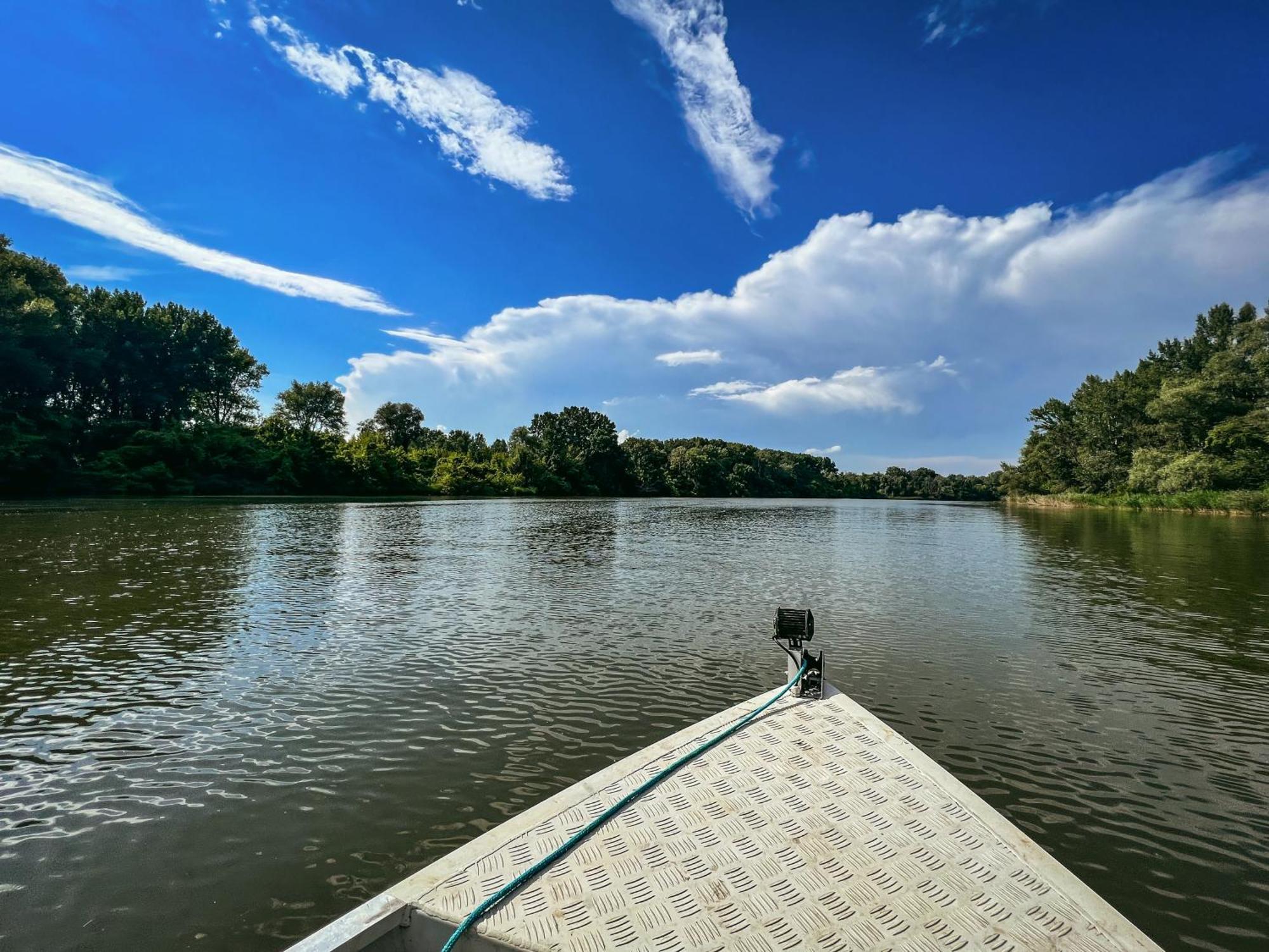Lakohajo, Uszohaz - Tisza-To Hotell Tiszafüred Eksteriør bilde